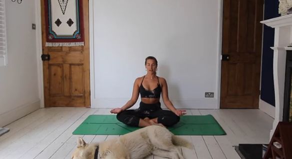 坐着抬臀锻炼,坐着抬腿锻炼多少次才有效果