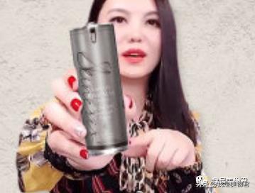 使底妆服帖的精华适合混油皮,大干皮亲妈粉底液大推荐