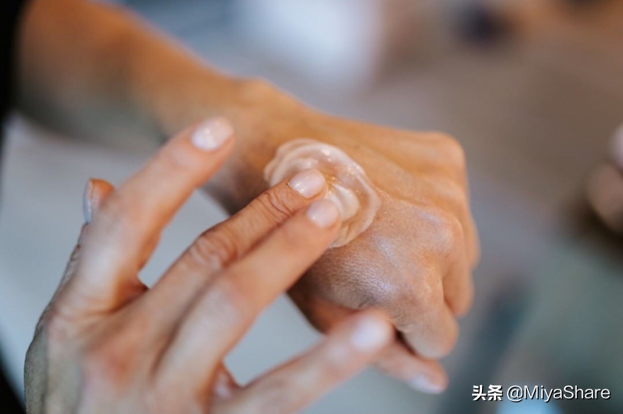 现在大牌化妆品假货多吗,大牌化妆品买小样划算吗