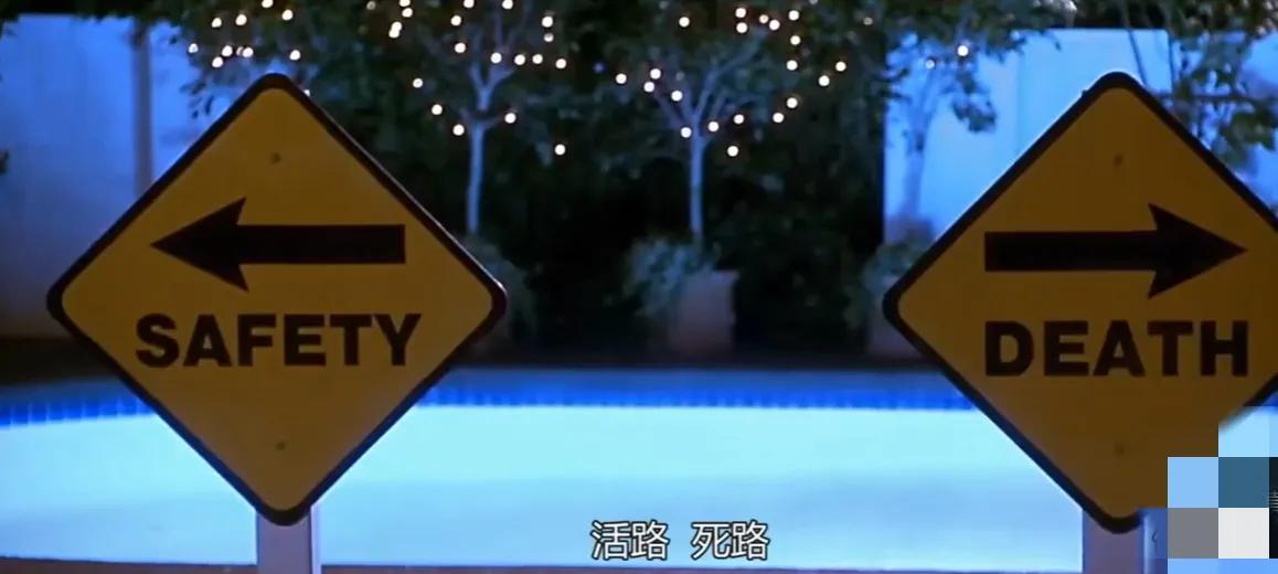 幽默解说恐怖片惊声尖笑,与惊声尖笑相似的搞笑恐怖片