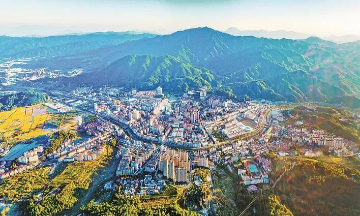 明溪钟科任职公示,福建明溪县委书记钟科