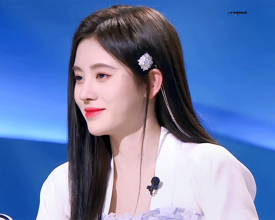 你笑起来真好看三个动作,你笑起来才是最好看的