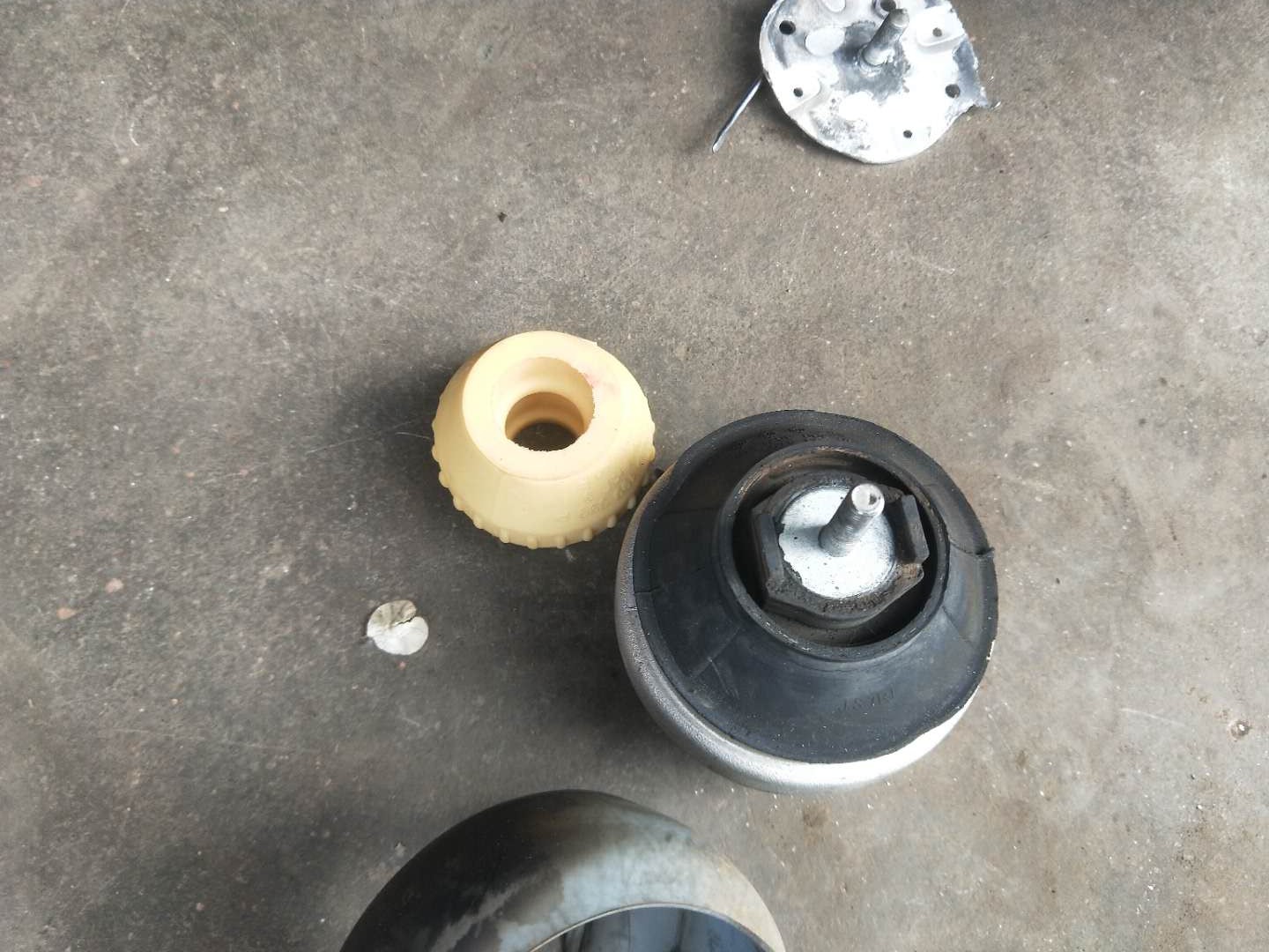 奥迪6缸2.8发动机通病,奥迪2.8v6发动机抖动缺缸