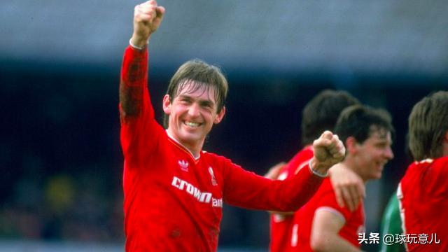 遗憾！盘点没拿过金球奖的巨星：巴萨双子星和亨利大帝谁更冤？