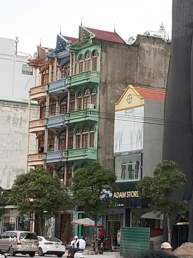 〔胭脂随笔〕走哪想哪,想哪写哪之西贡香水