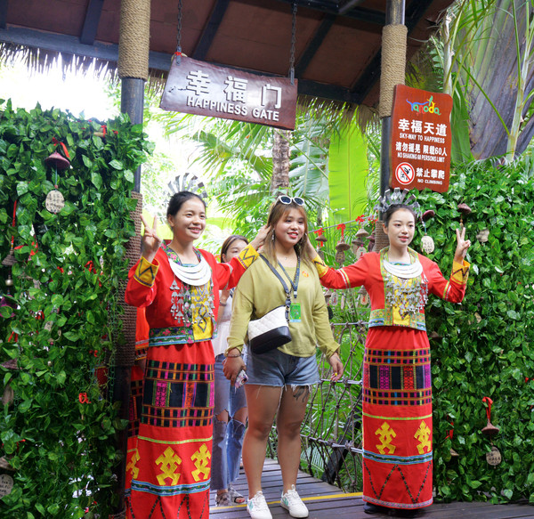 海南呀诺达热带雨林文化旅,三亚诺达雨林旅游攻略