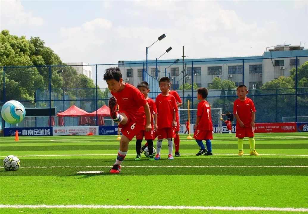 女生18岁前的标准身高,女生身高在初中就定型了