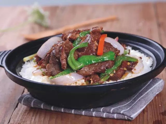 煲仔饭的做法有哪些步骤,煲仔饭好吃的做法大全