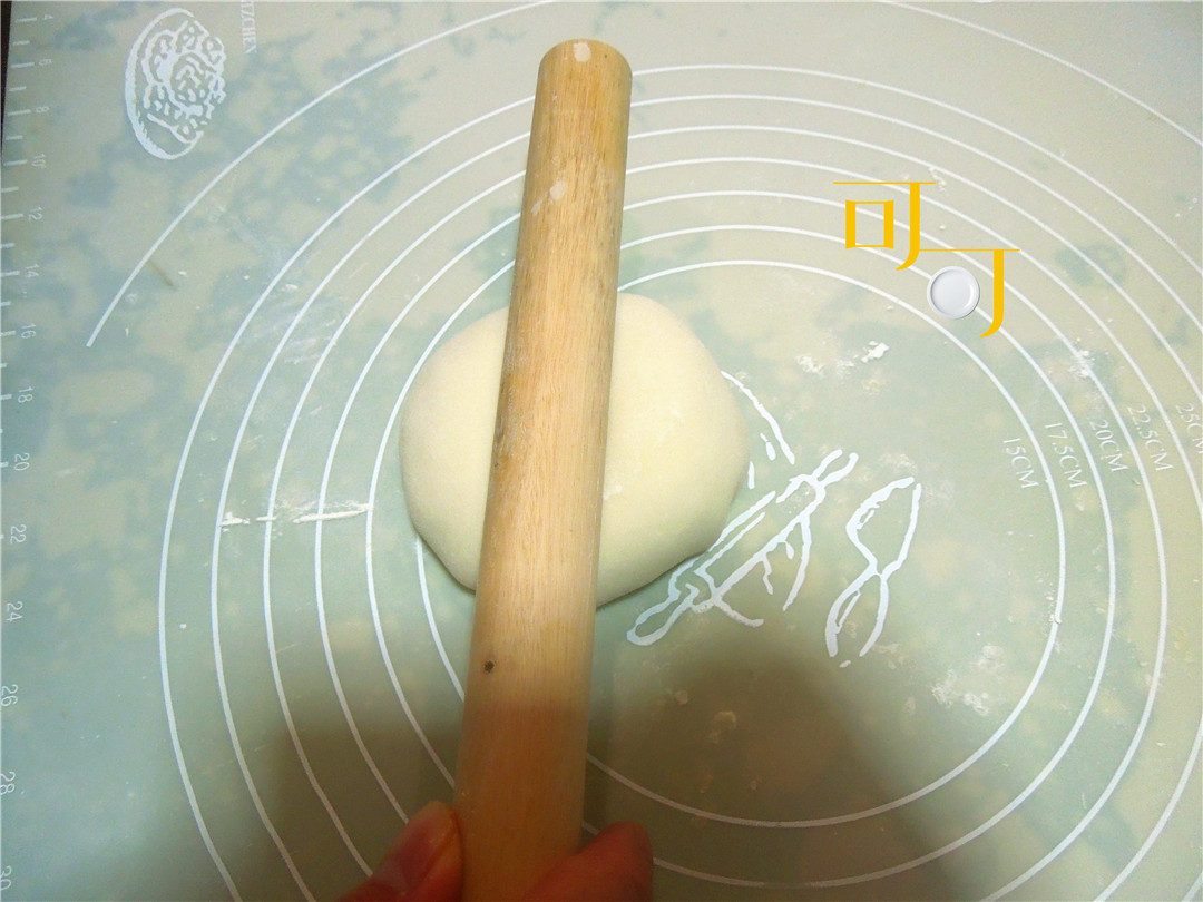 家里多出的饺子馅怎么办？做两个煎饼吃，太香啦