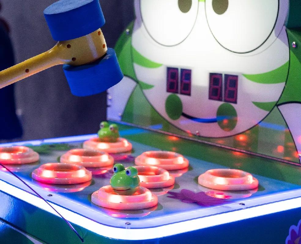 天津蹦床主题公园,天津最大淘气堡室内游乐场