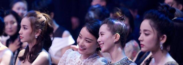 最受欢迎的女明星前十名,杨幂最受欢迎女歌手奖