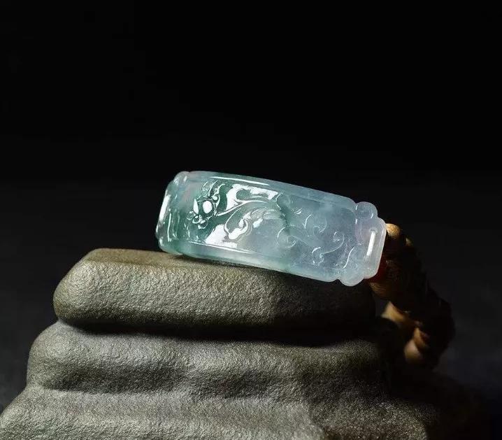 为什么现在的翡翠那么多假货,国内假货为什么这么多