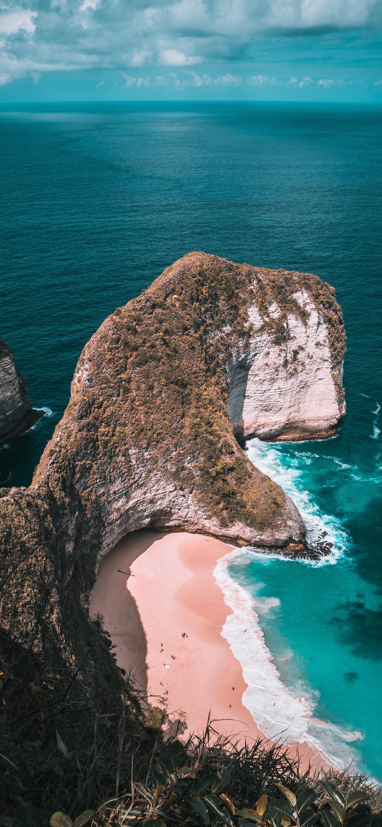 苹果12刘海屏专用壁纸,苹果11刘海屏高清壁纸