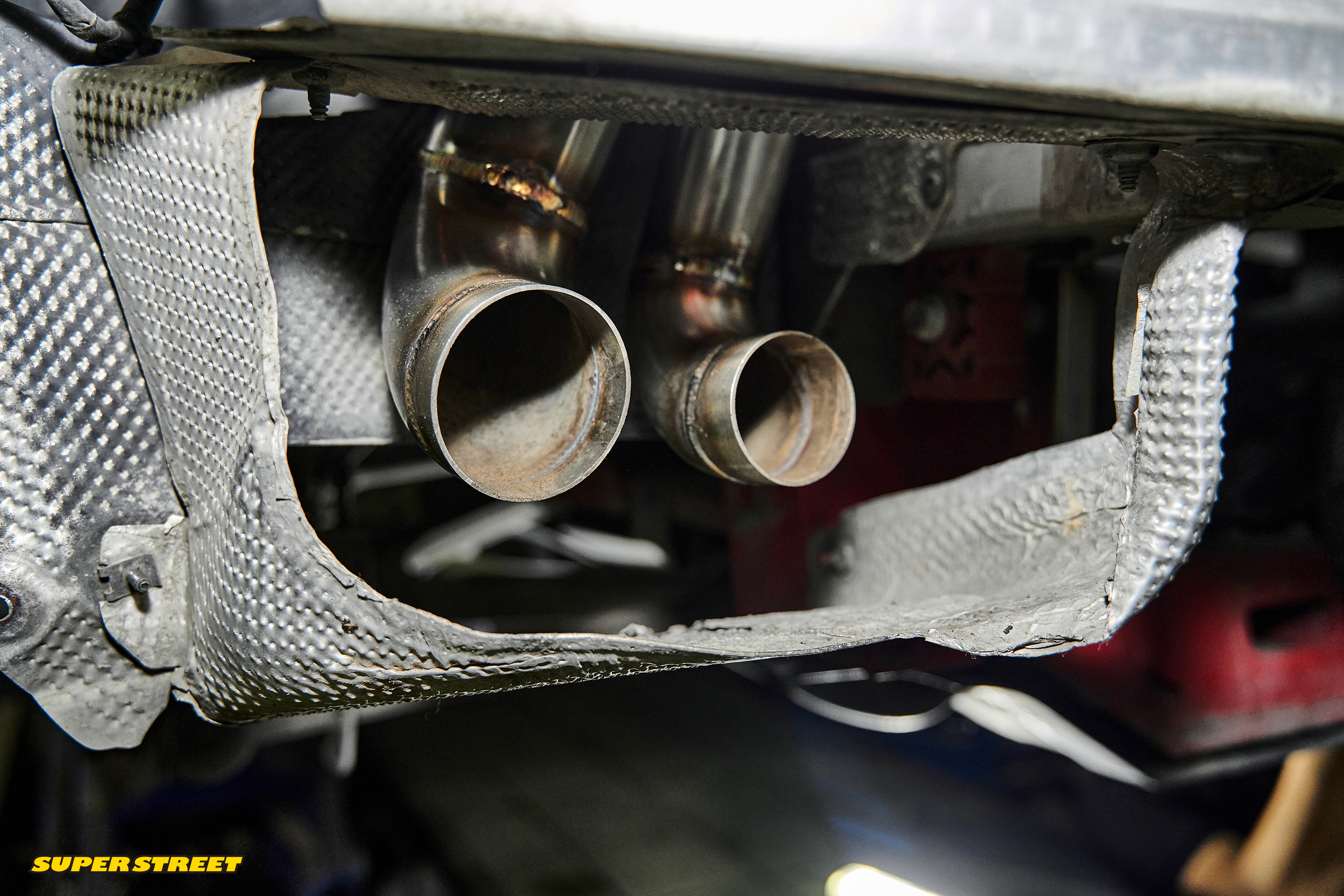 奥迪r8改装最佳效果,奥迪r8改全段排气声浪