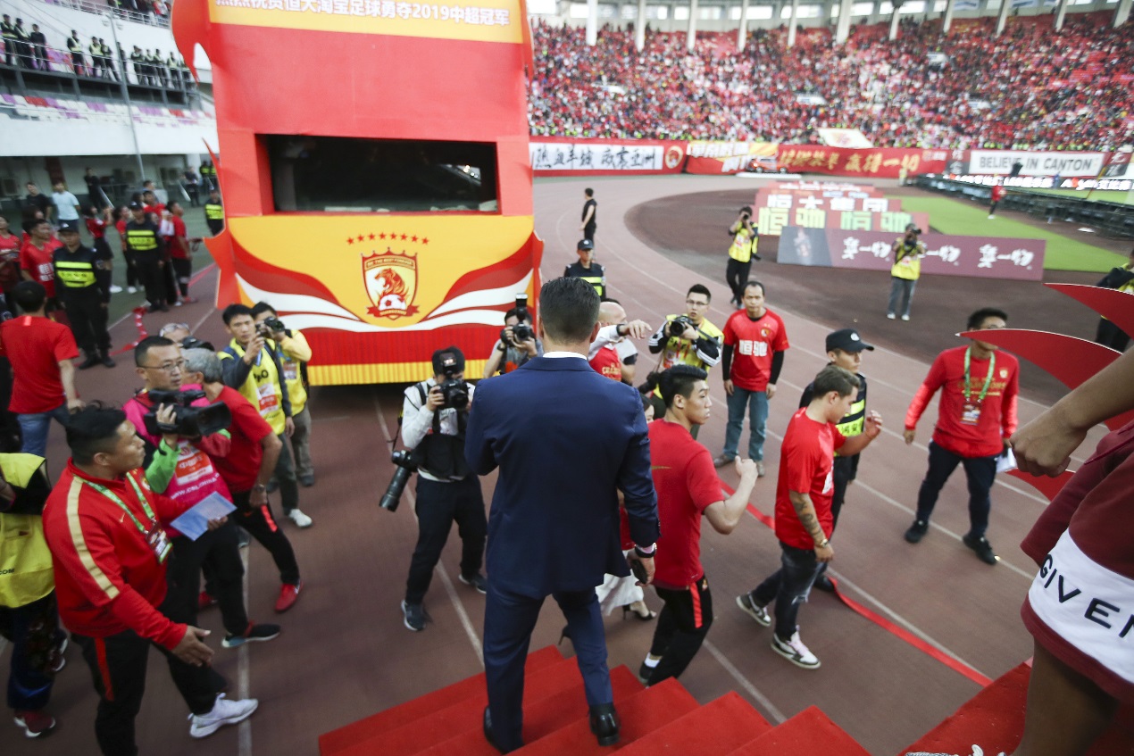 中国足球老板有哪些,足球中国老板