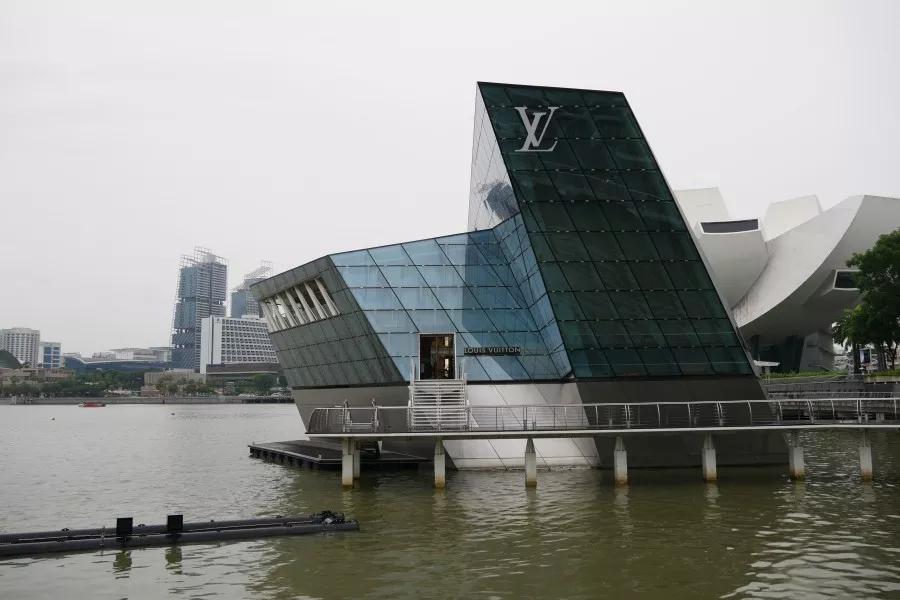 滨海湾金沙酒店一晚多少钱,新加坡滨海湾金沙酒店的视频