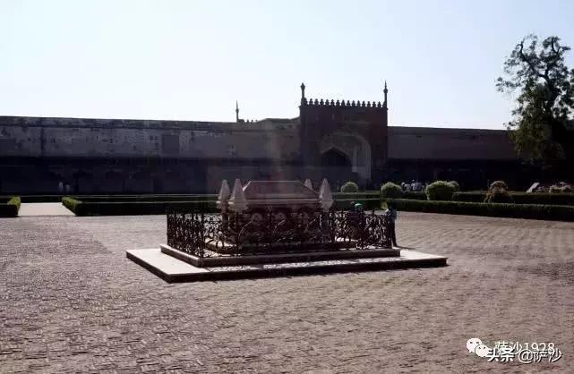 阿格拉红堡泰姬陵,阿格拉红堡和泰姬陵