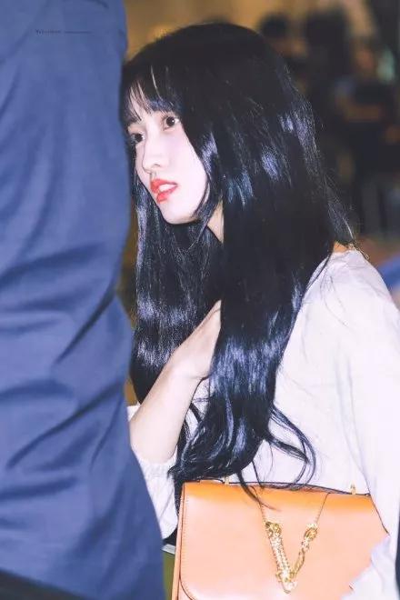 被年龄暴击的南韩爱豆金希澈,金希澈初恋及理想型