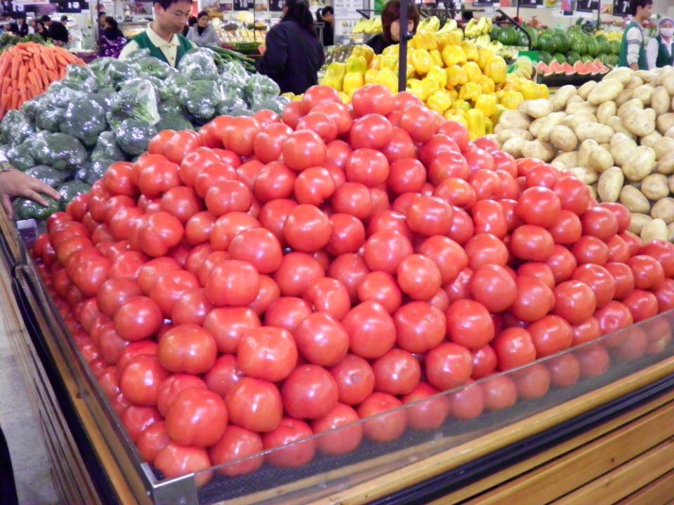 城市商贸产业发展趋势,城市商业布点策略