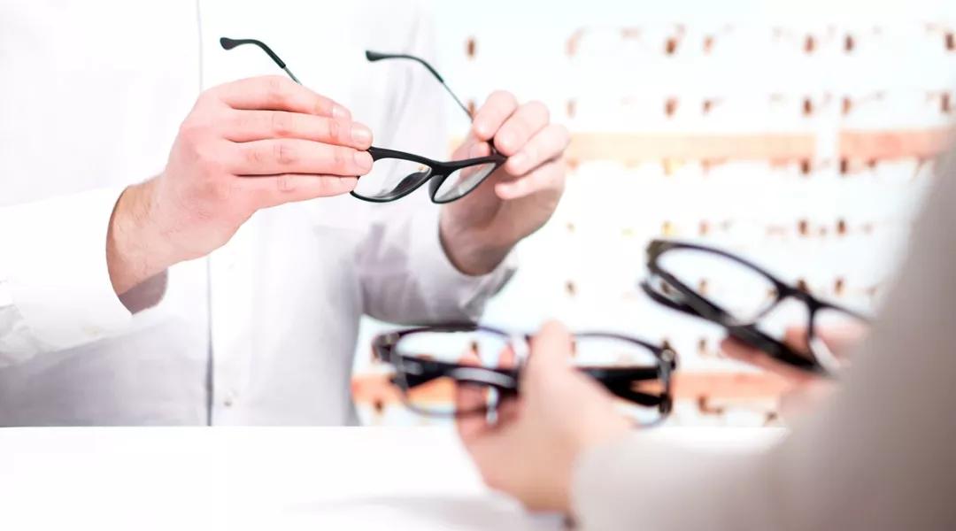 连锁门店数量突破100家,直营门店超5000家