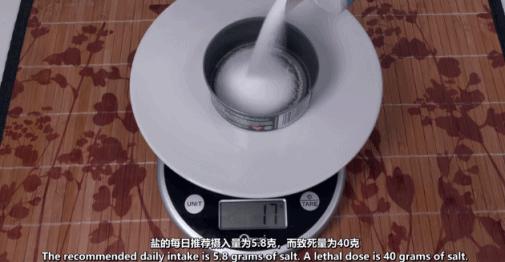 酱油清肠,避孕药洗头,这些自杀式养生为什么总有人信?