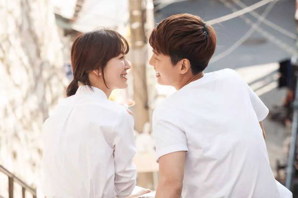 婚姻变坟墓,婚姻既是坟墓也能让你脱胎换骨