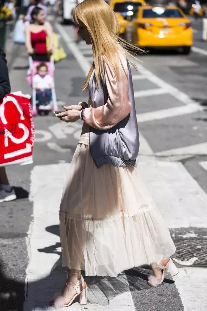 30岁以上女人穿裙子技巧,30岁女人裙子怎么穿好看