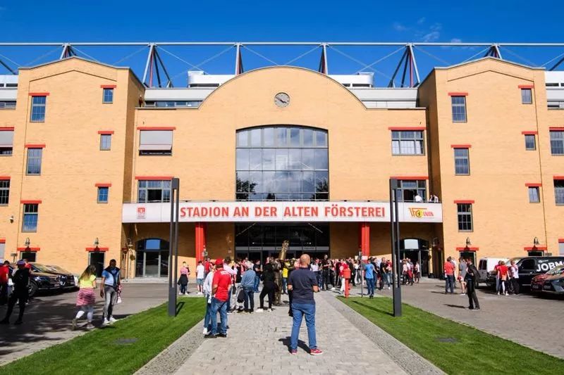 多特蒙德主场被击败,2013-14多特蒙德3-0