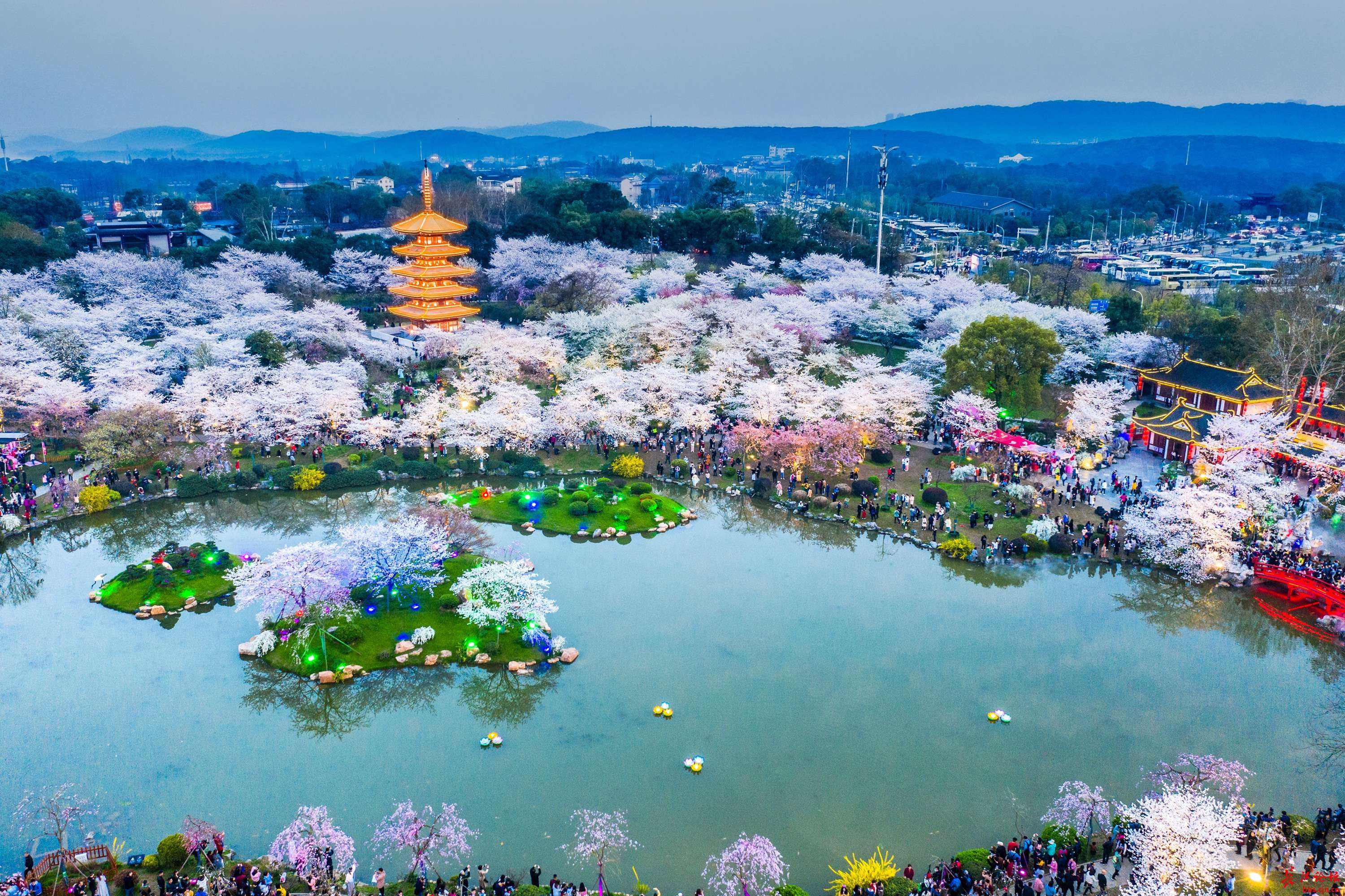 武汉大学生买房条件最新政策,武汉现在买房有哪些限购政策