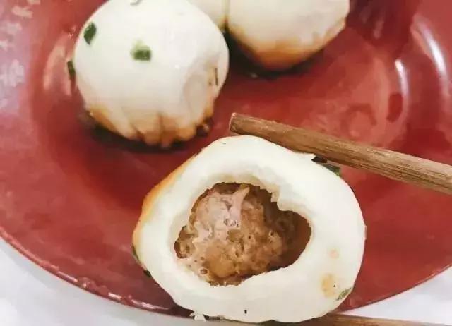 一口下去味道绝美,一口下去满嘴的汤汁太好吃了