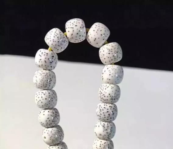 十六种跌落神坛的文玩你买过吗,十大不建议入手的文玩