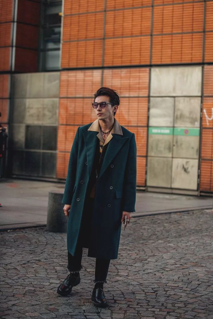 冬季男装搭配男工装裤,男生冬季裤子怎么穿暖和又好看