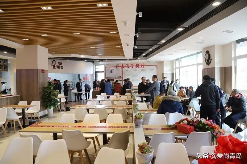 青岛社区助老食堂,青岛60岁老人自助餐半价的餐厅