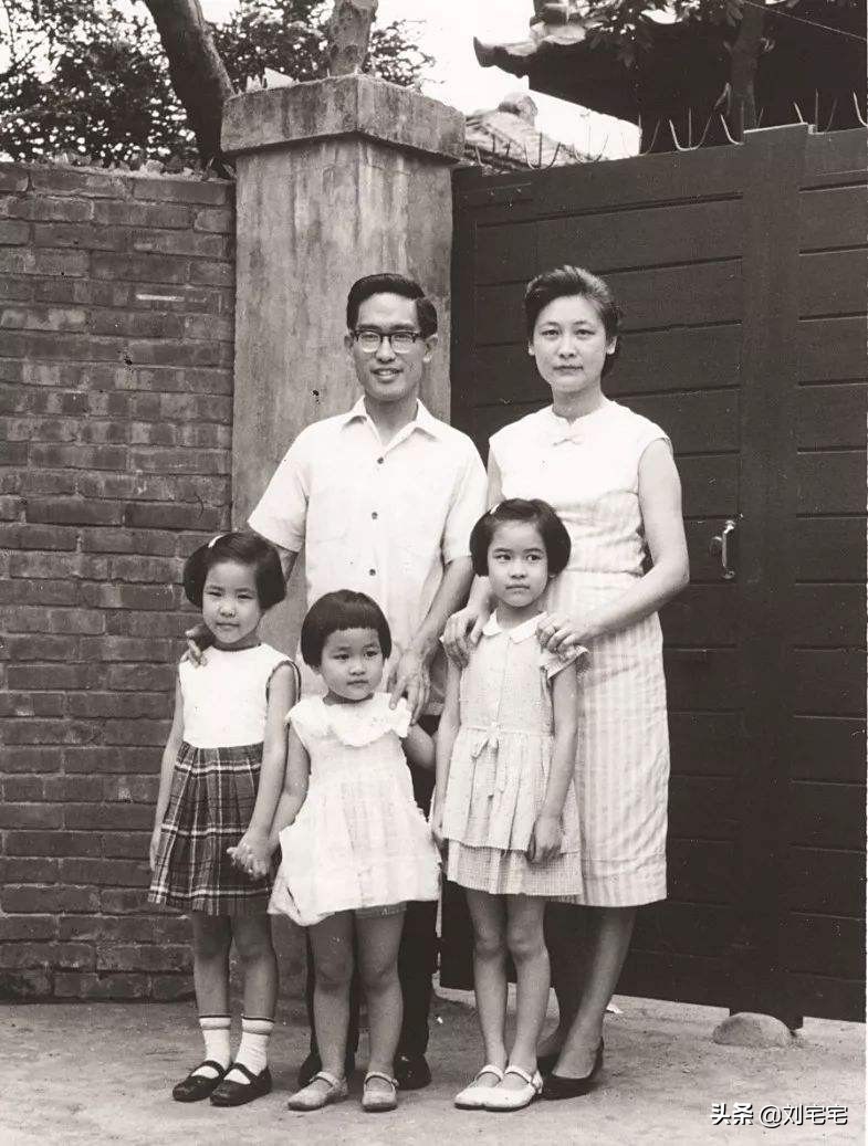 余光中批判朱自清,余光中事件