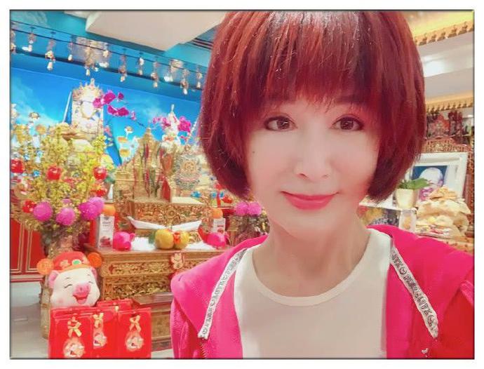 说好的不老女神，怎么生图就崩了？