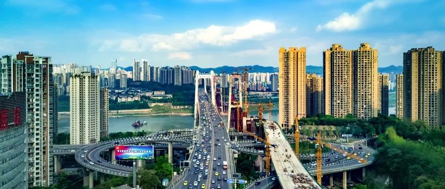 傍江而居.让天地的朗阔给予拥挤城居最大的抚慰