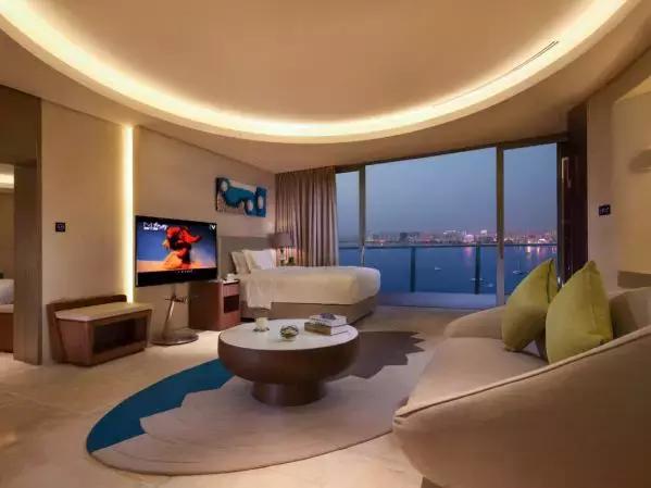 三亚凤凰岛浪漫之旅海上度假酒店,玩转三亚攻略