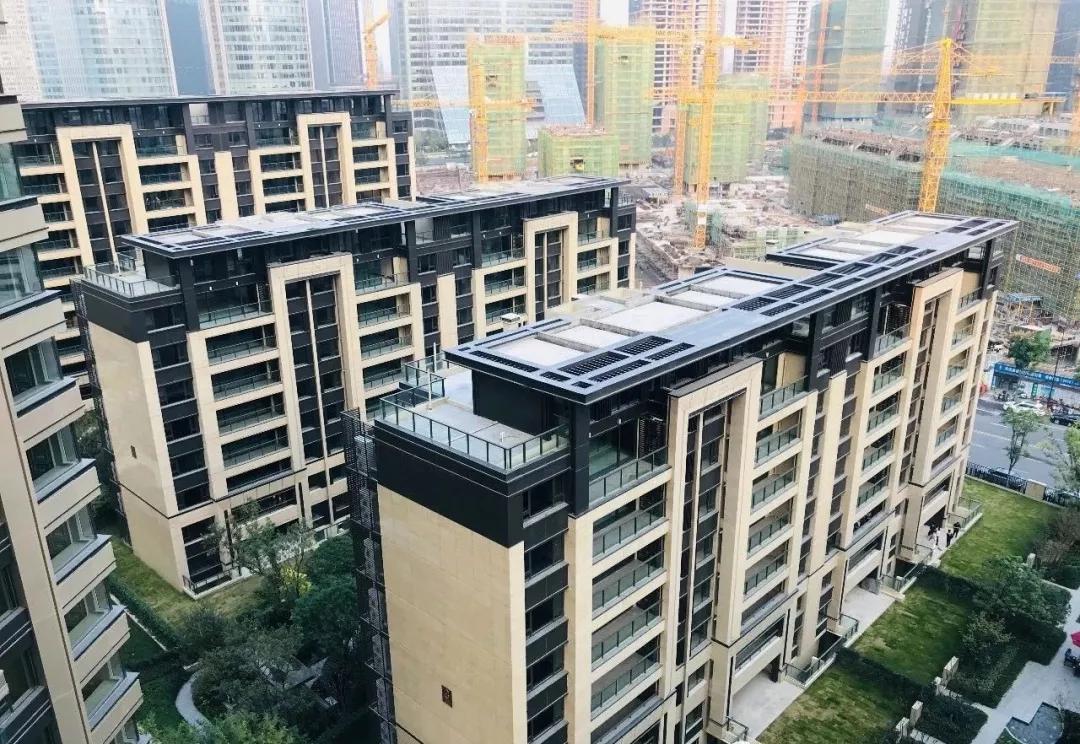 加送一箱茅台、两个名牌包！杭州女子为买奥体红盘打给中介228万，结果太崩溃