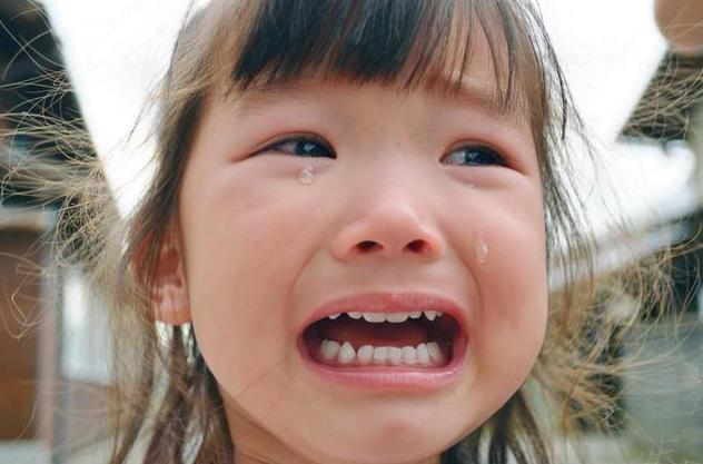 儿童骑自行车惨痛事故,儿童误骑电动车事故