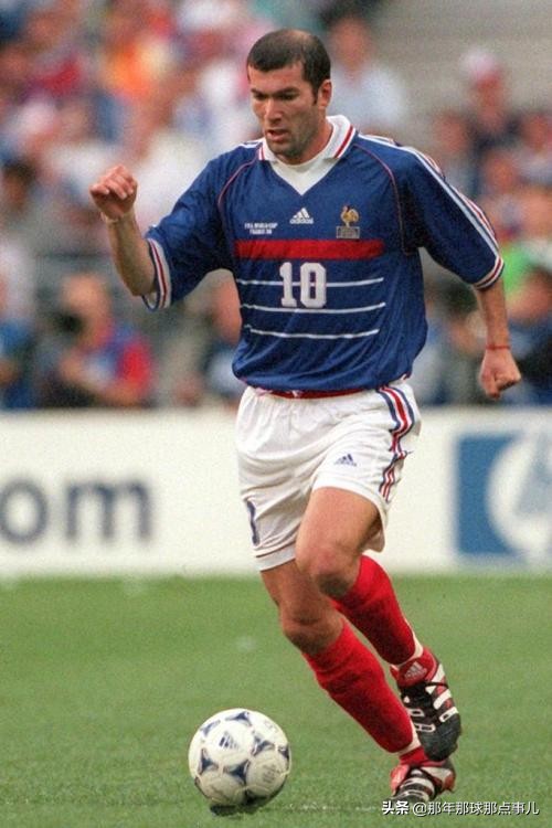 37岁的c罗能带领葡萄牙走上巅峰吗,巅峰c罗带领曼联崛起