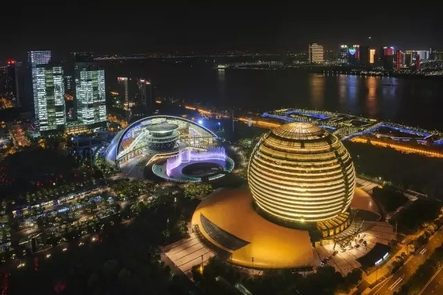 西安古城墙夜景抖音,抖音西安夜景哪里好看