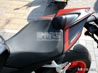 推荐车的长腿小姐姐,新手骑仿赛摩托车推荐