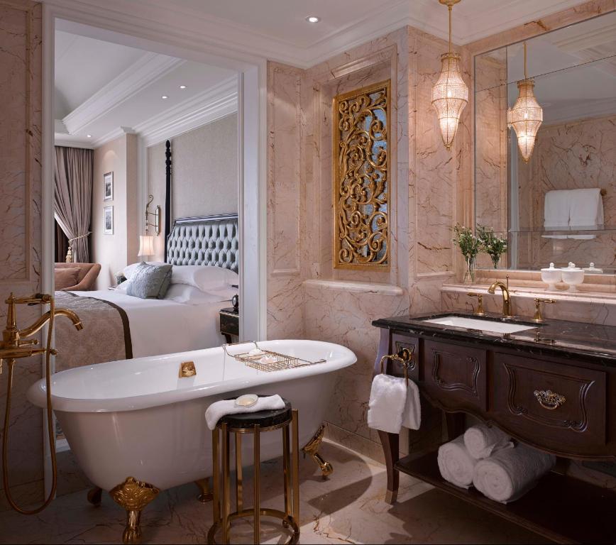 大连一方城堡豪华精选酒店露台,大连一方城堡豪华精选酒店