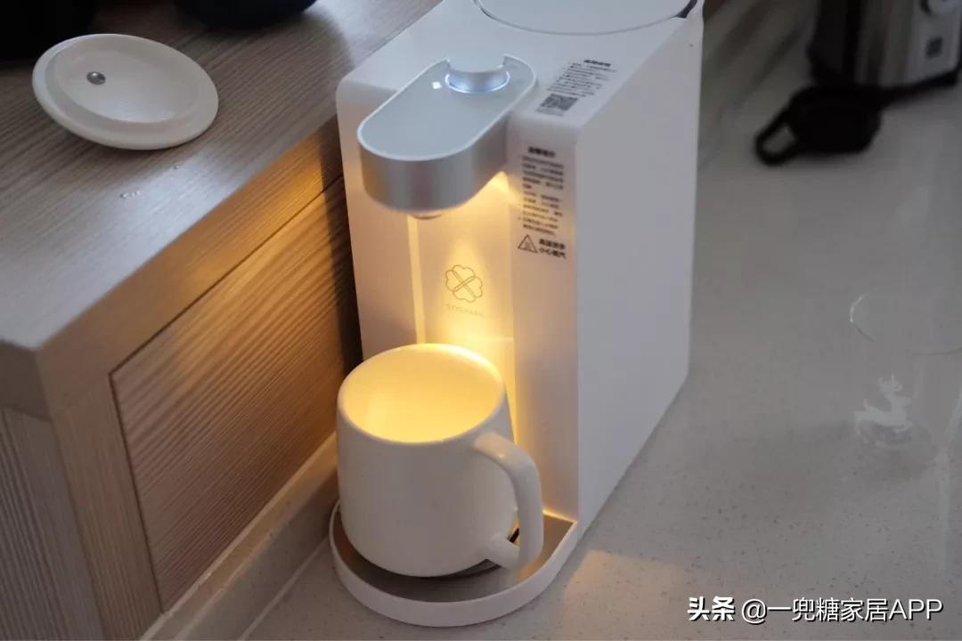 饮水机台式费电还是立式费电,台式饮水机缺点