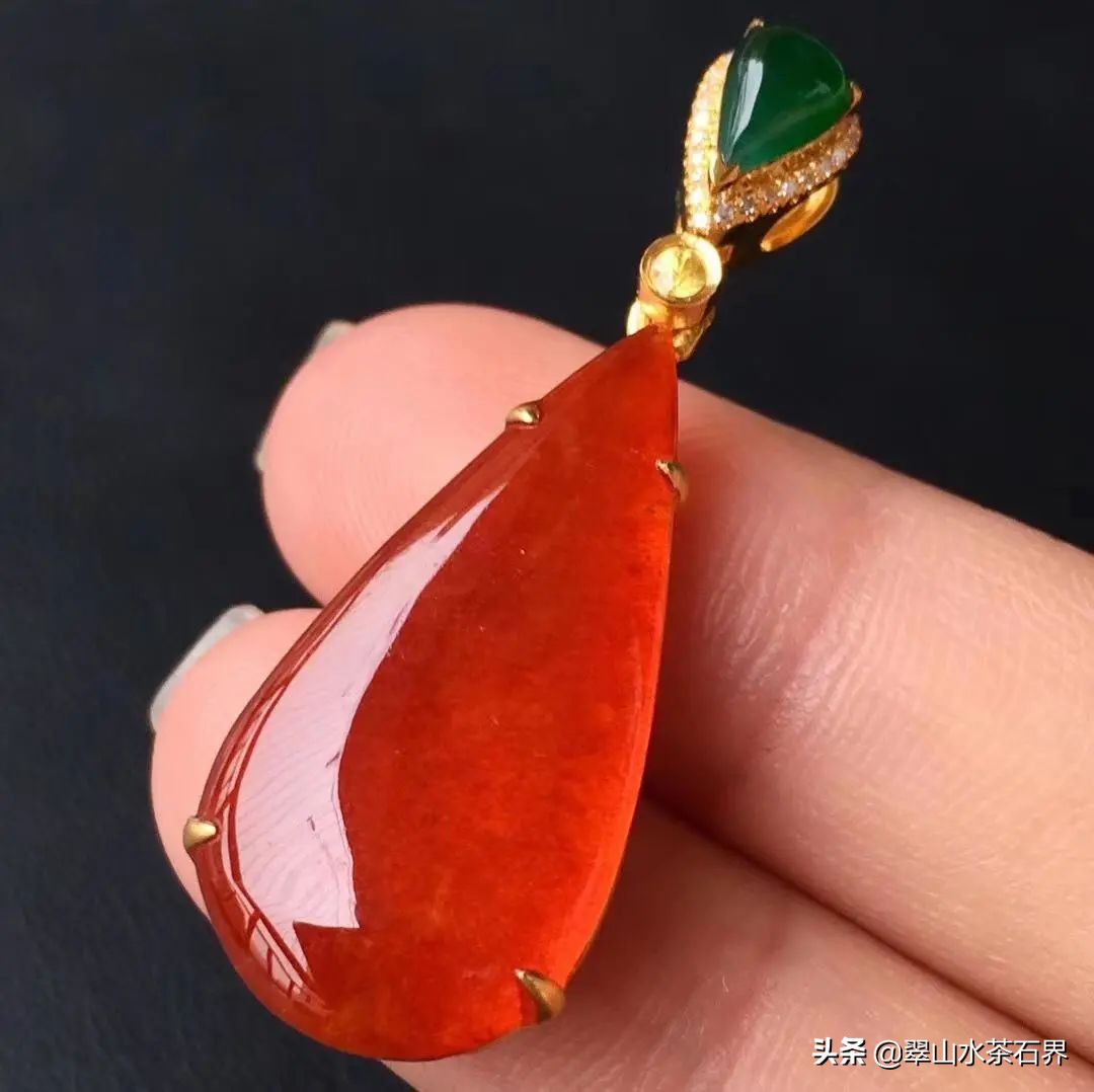 翡翠有几种颜色哪种颜色最贵,翡翠高冰蓝水哪种颜色好