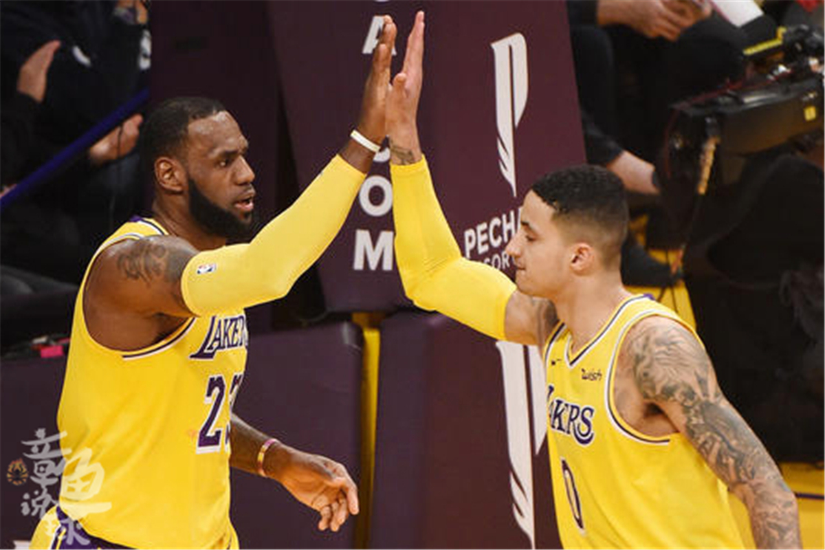 湖人队20分逆转独行侠,湖人队5:4翻盘