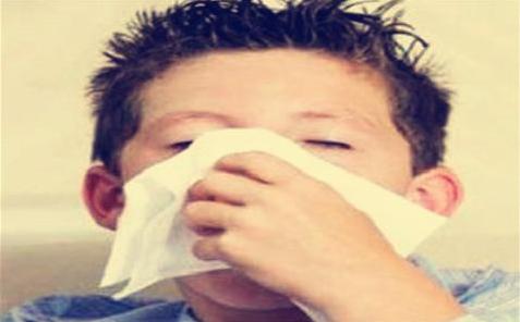 吃鱼扎刺在喉咙里怎么办,宝宝吃鱼被刺卡到有什么反应