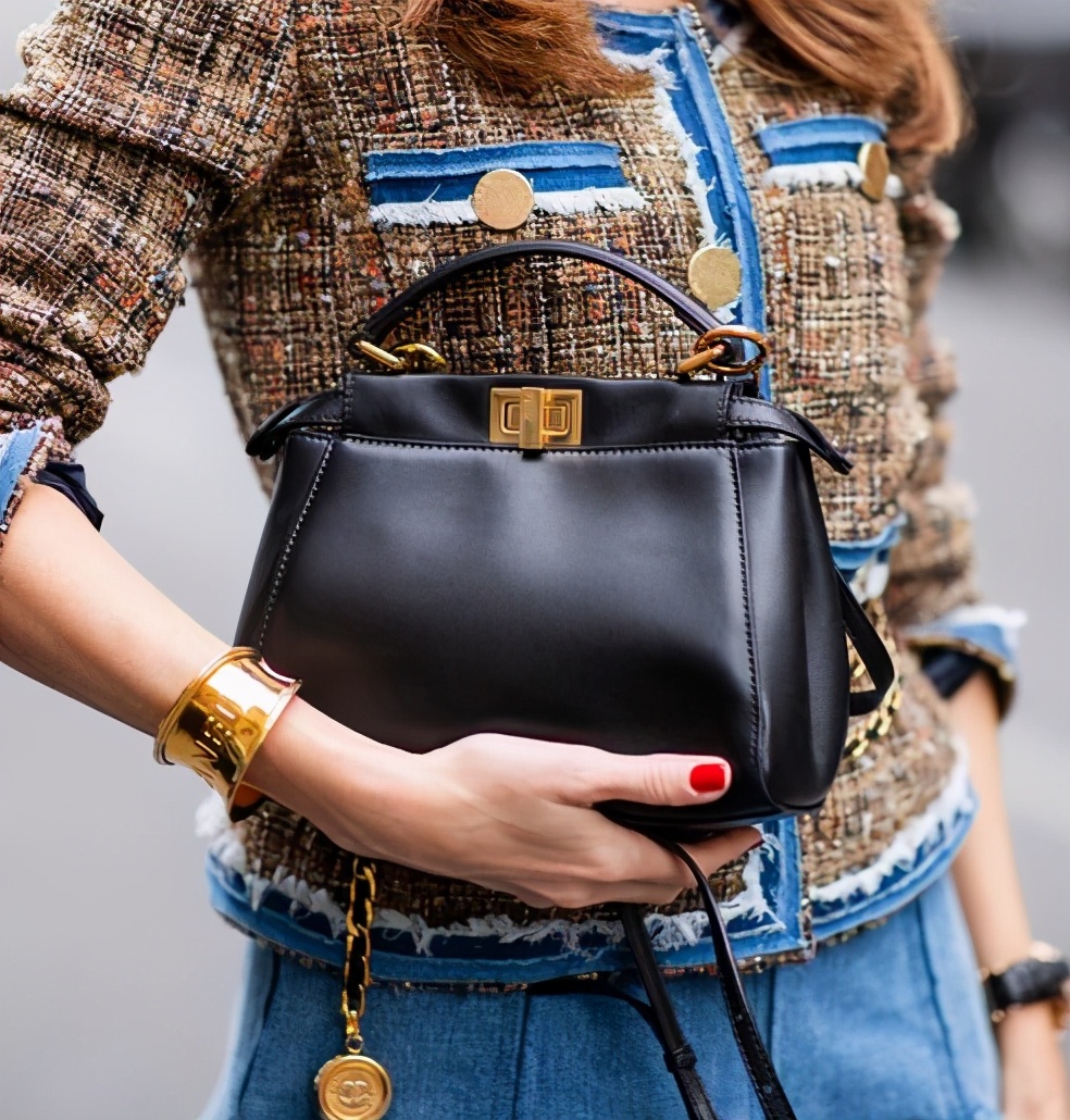 芬迪品牌故事,芬迪背后的故事有哪些