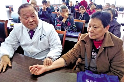 中药专业的未来发展前景,中药学和中医学哪个专业好就业