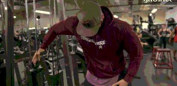 胸肌不厚没有立体感怎么回事,胸肌上部不饱满没有中缝